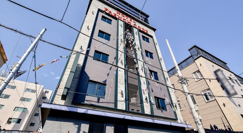 French Code Hotel Changwon Esterno foto