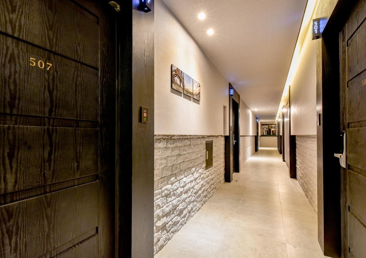 French Code Hotel Changwon Esterno foto