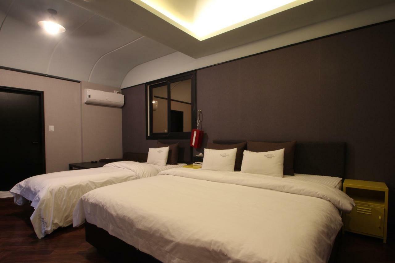French Code Hotel Changwon Esterno foto